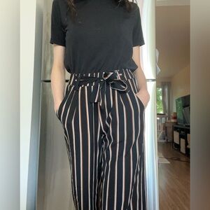 Mid-ankle pants with stripes